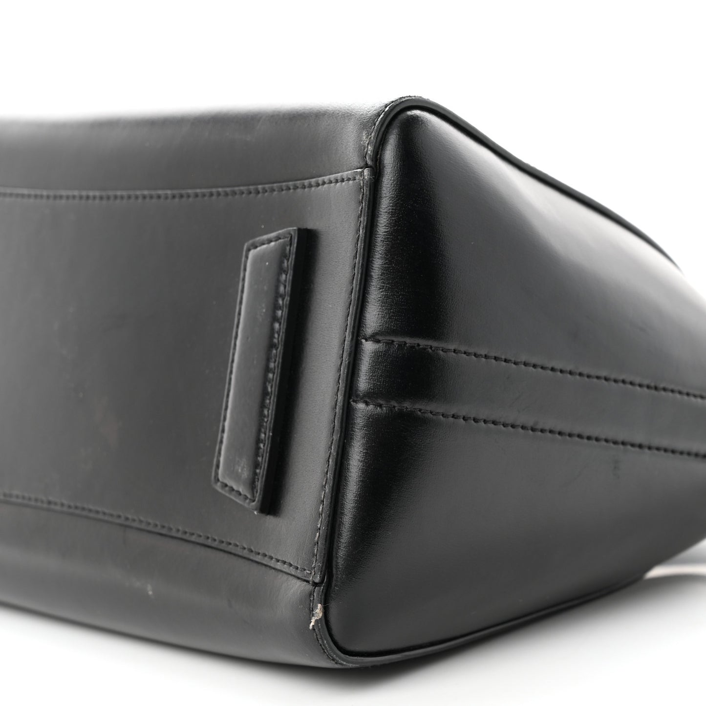 Shiny Lord Calfskin Small Antigona Black