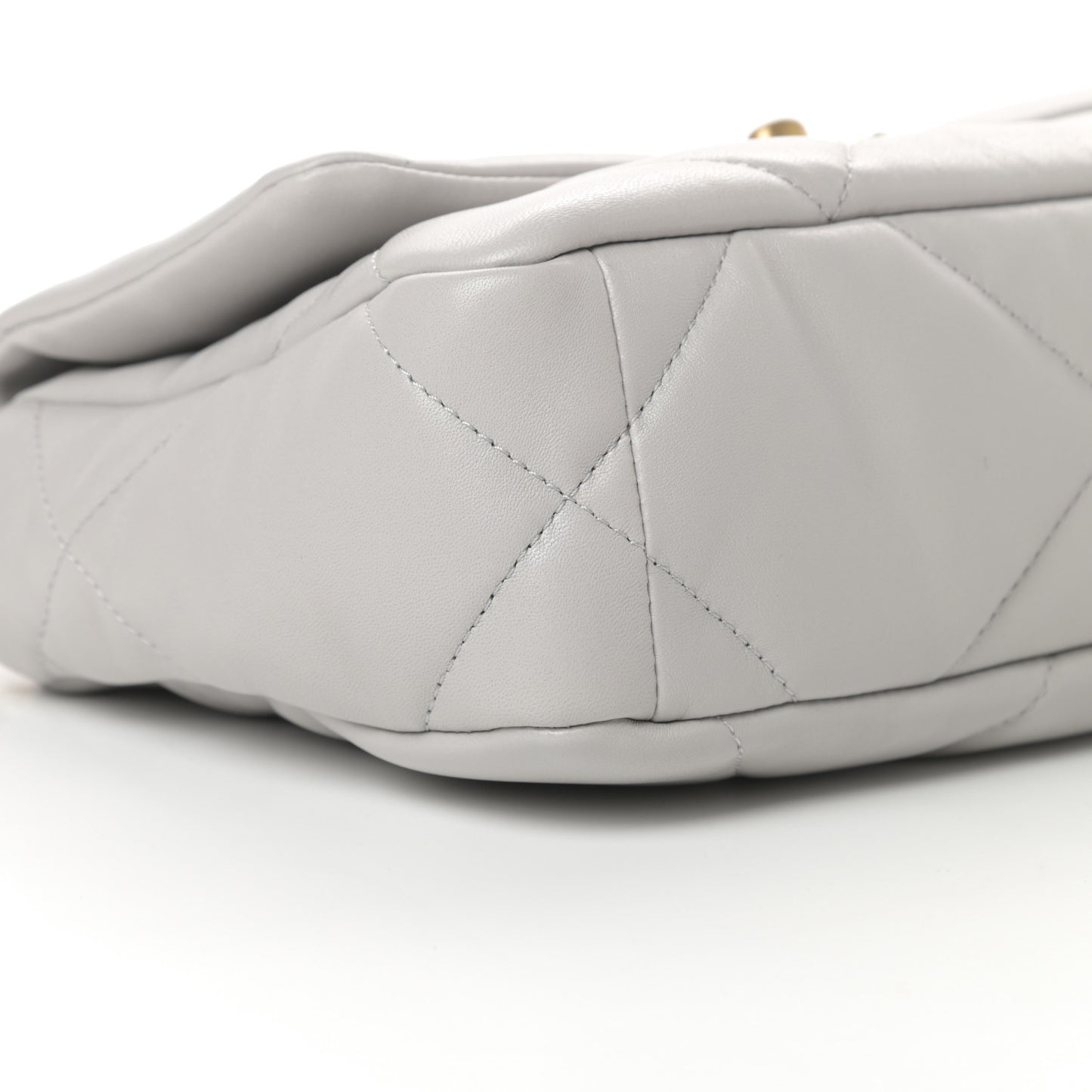 Lambskin Quilted Medium Chanel 19 Flap Grey