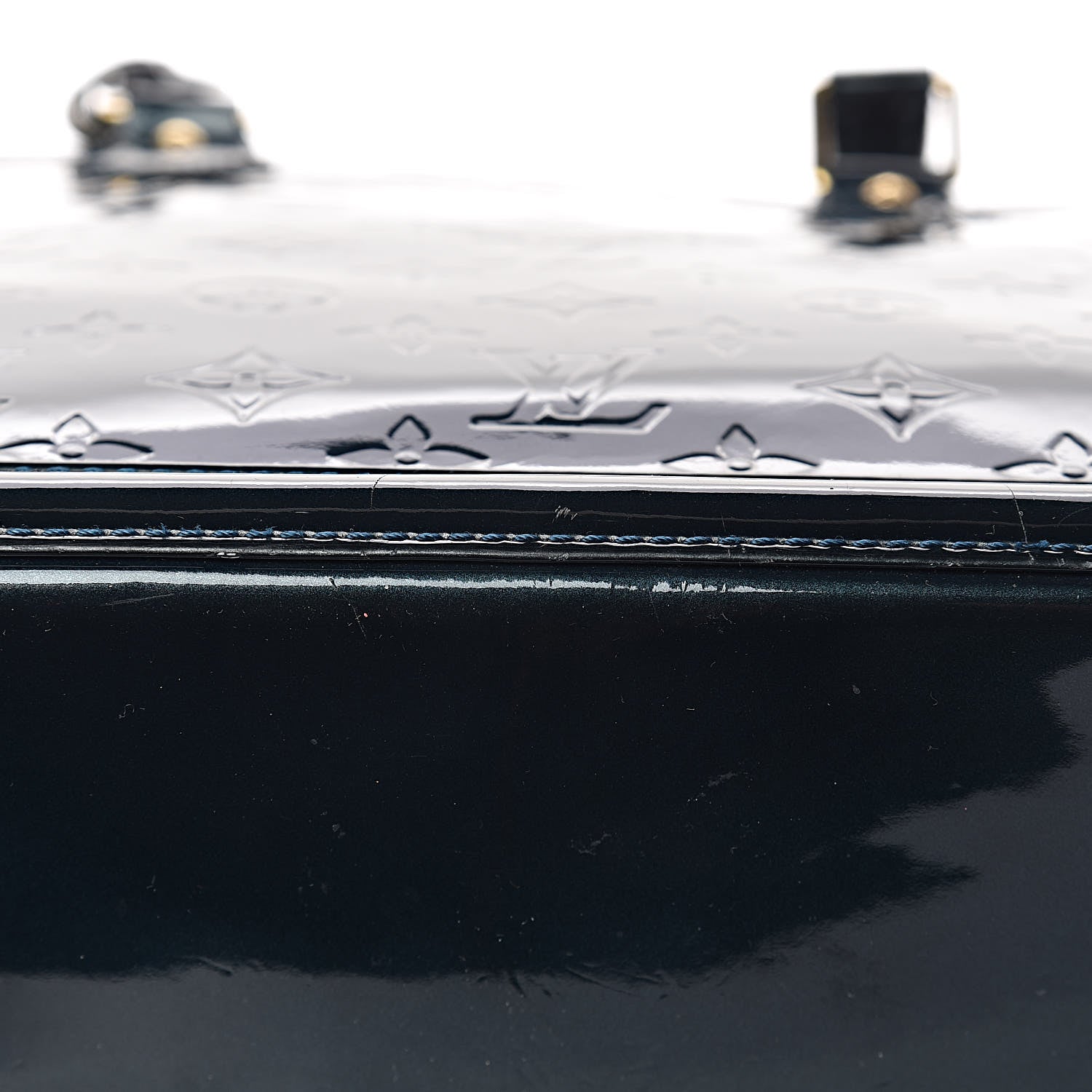 Louis Vuitton Vernis Alma GM Blue Nuit 37 of 42