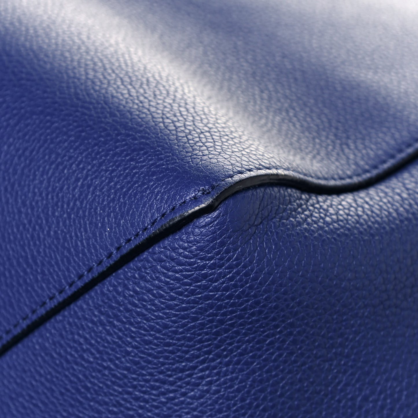 Soft Grained Calfskin Medium Belt Cabas Phantom Indigo