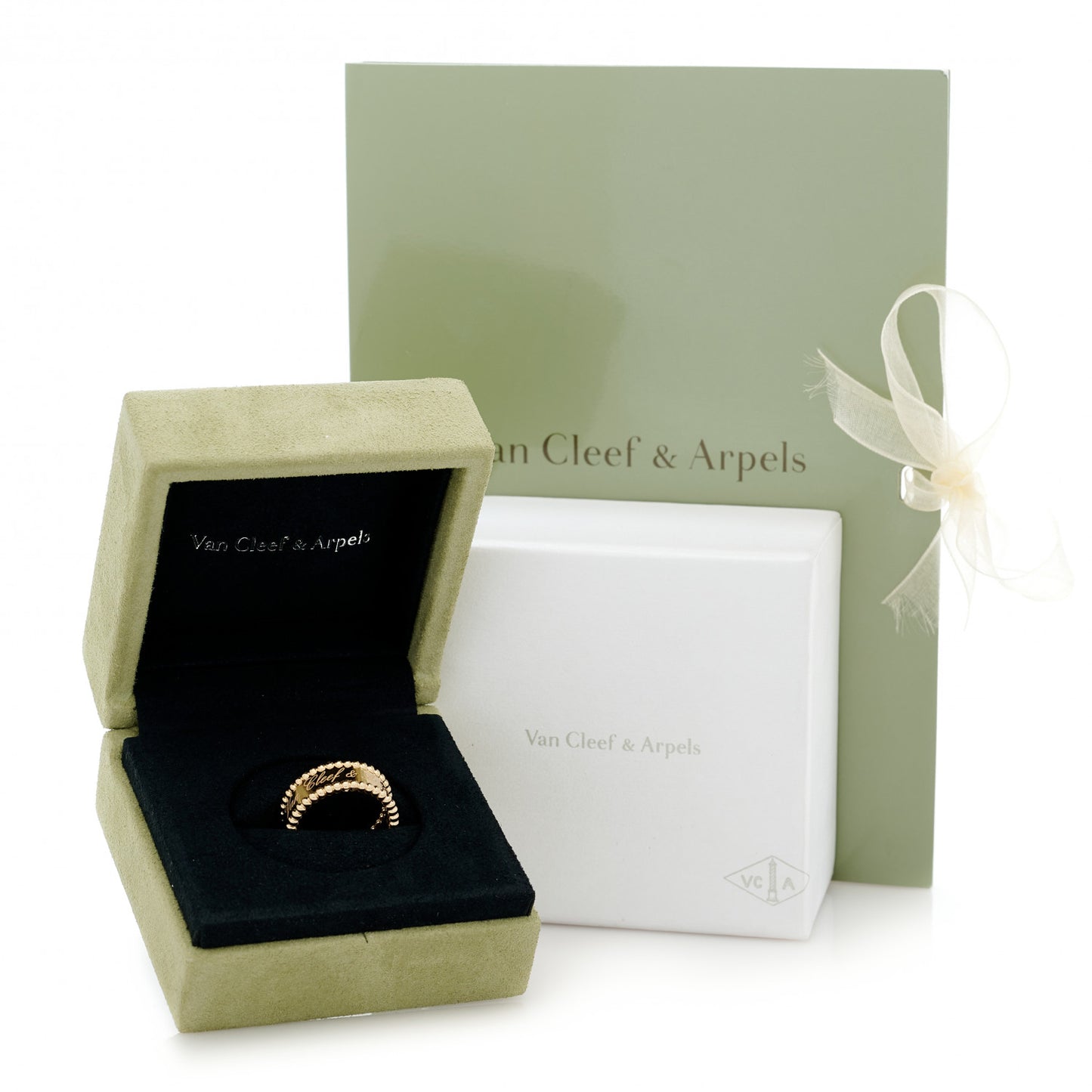 18K Yellow Gold Perlee Signature Ring 53 6.25