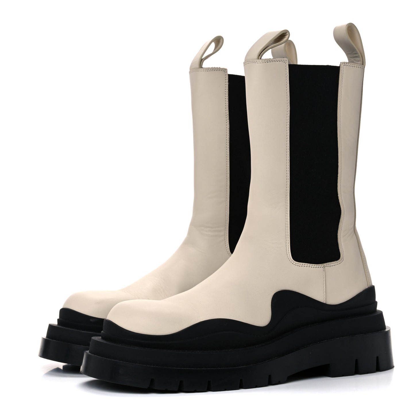 Calfskin The Tire Chelsea Boots 39 Sea Salt Black