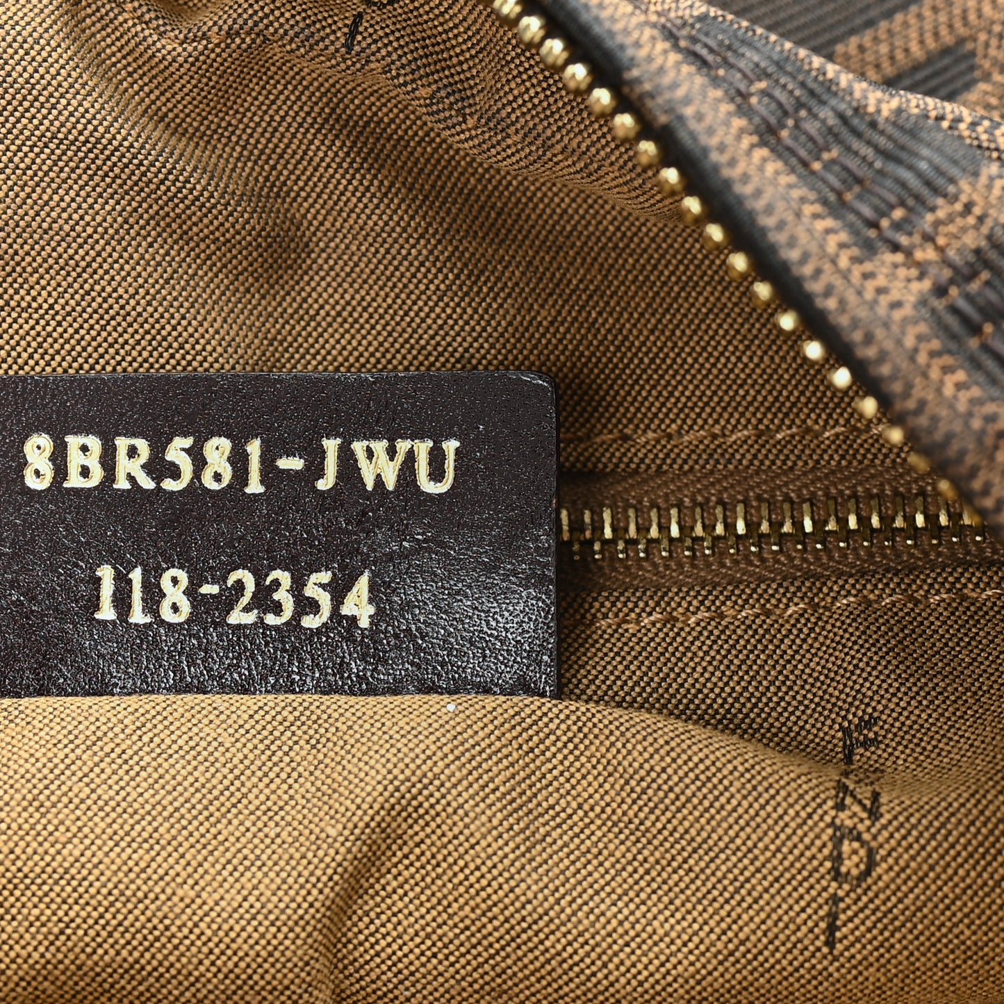 Zucca Small Chef Chain Hobo Tobacco