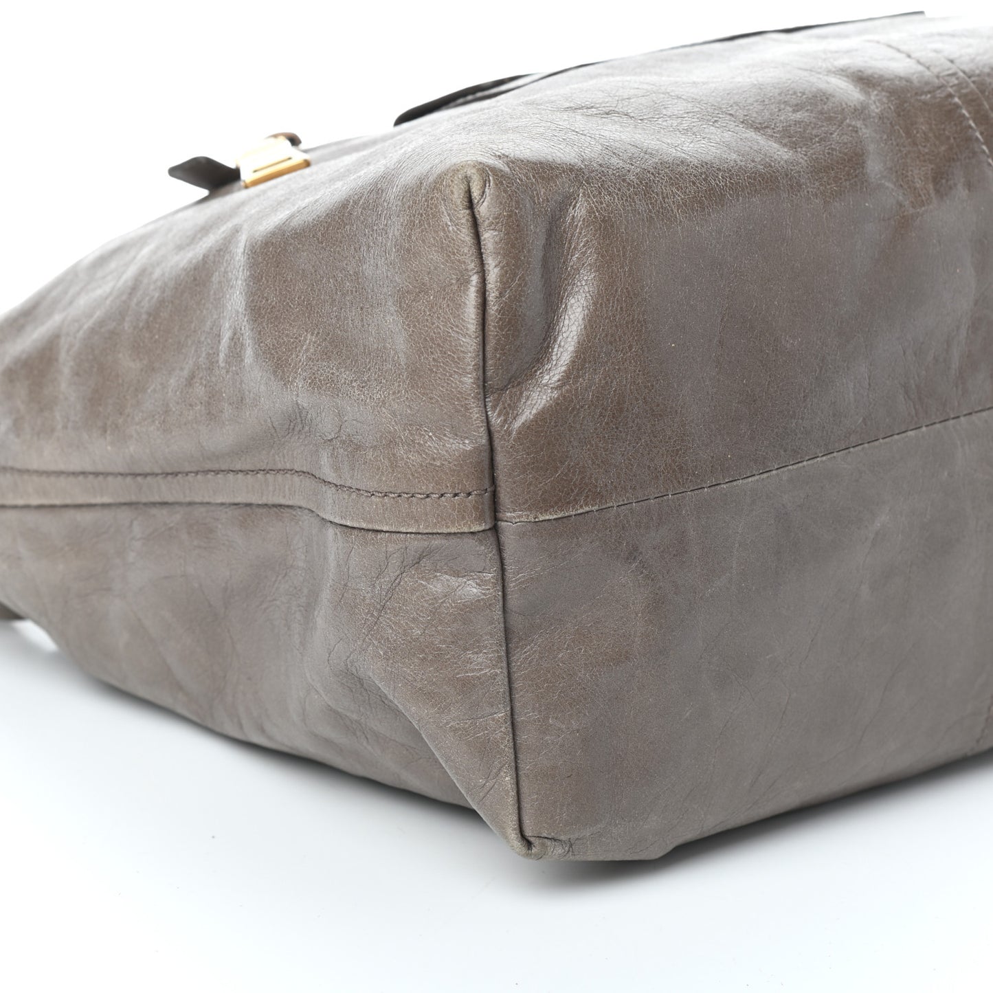Vitello Shine Hobo Argilla