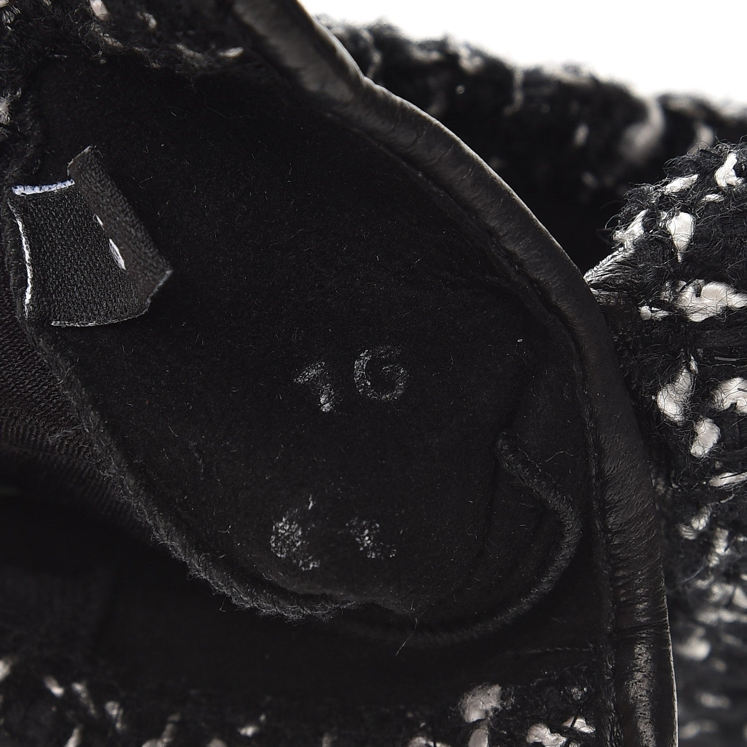 Chanel Metallic Lambskin Tweed CC Fingerless Gloves 6.5 Black Green 4 of 6