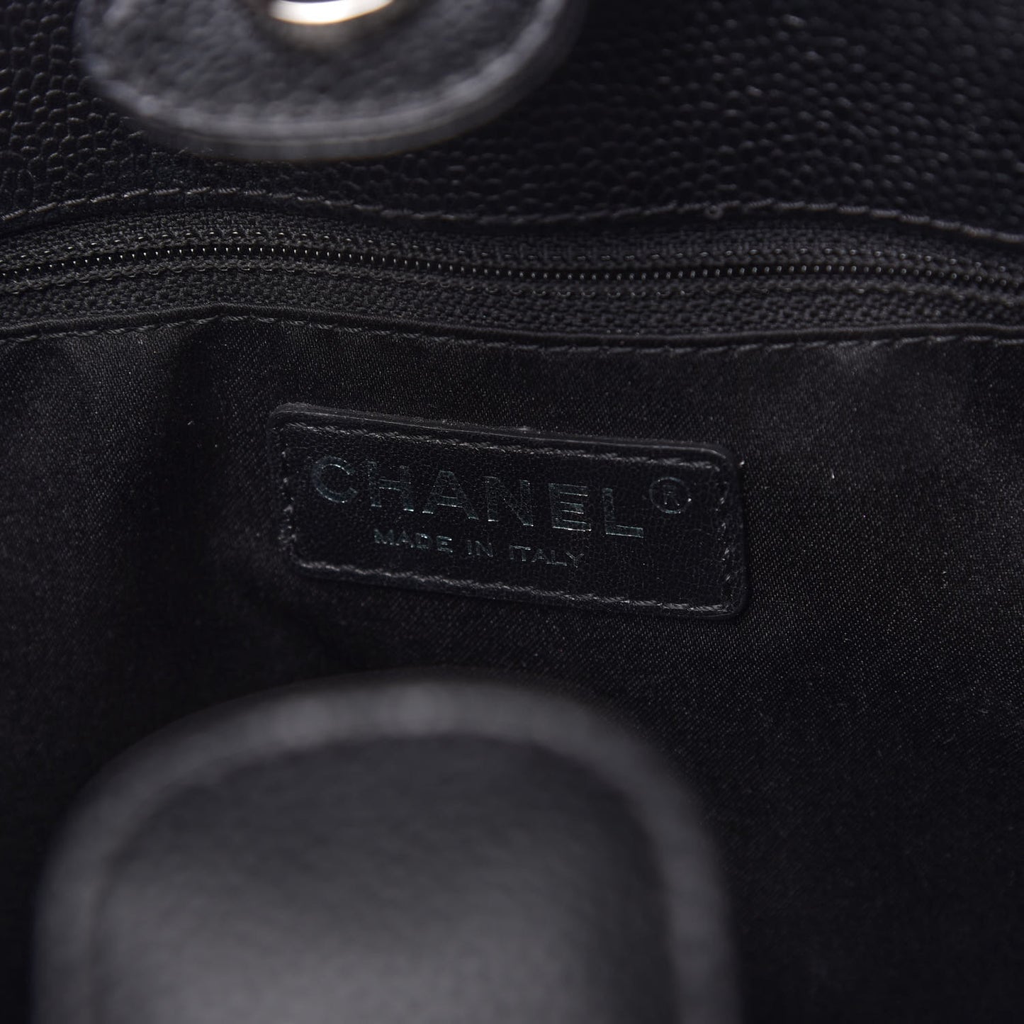 Caviar Quilted Petit Shopping Tote PST Black