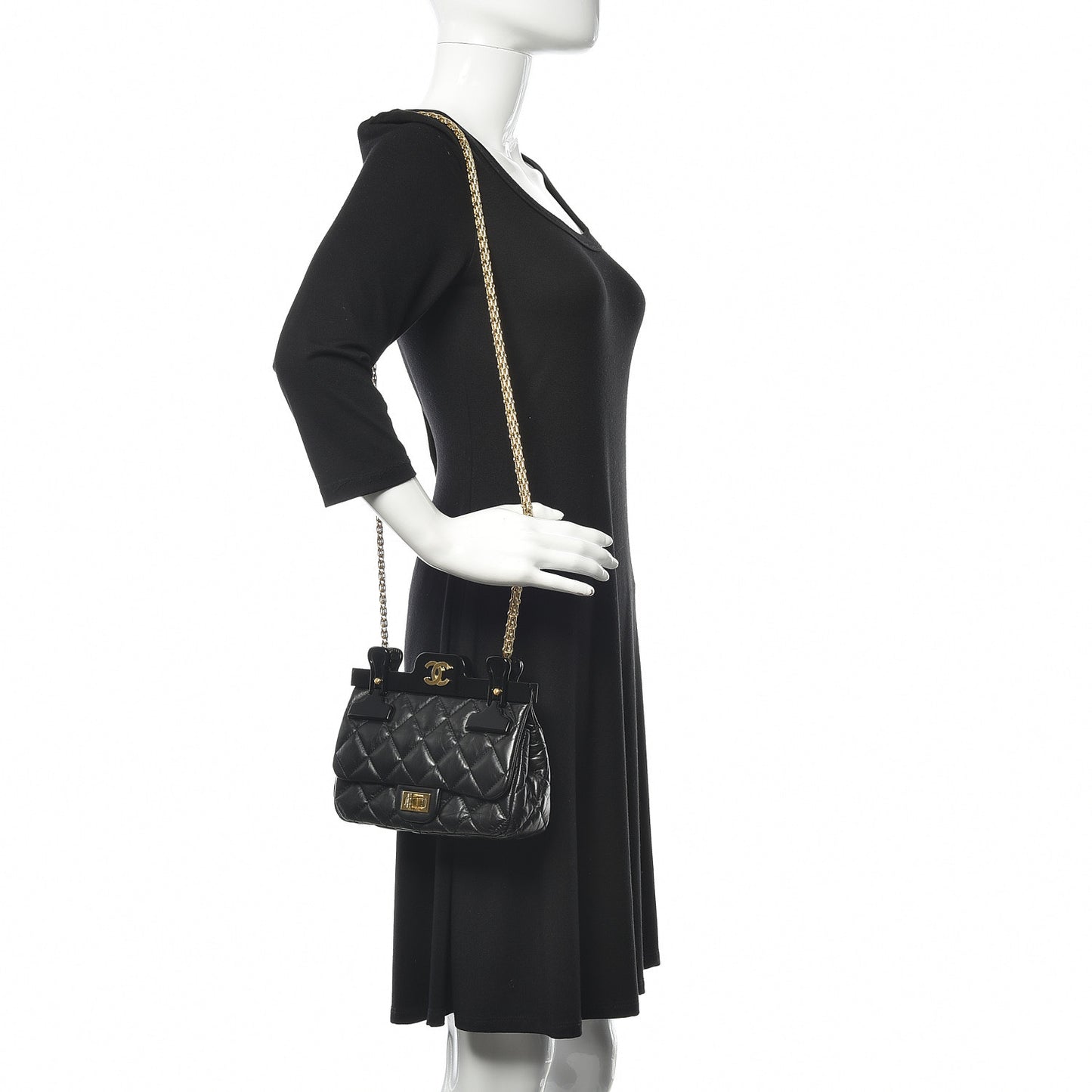 Aged Calfskin Quilted 2.55 Reissue Mini Hanger Flap Black