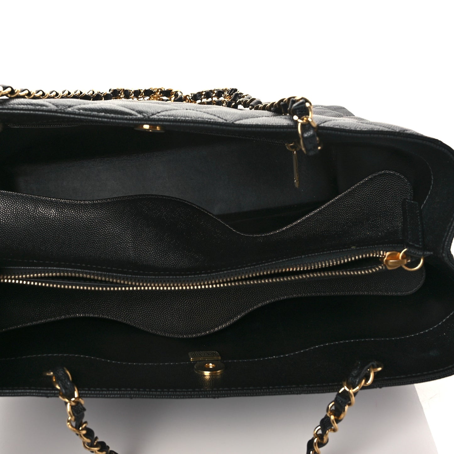 Caviar Quilted Chain Shopping Tote Black
