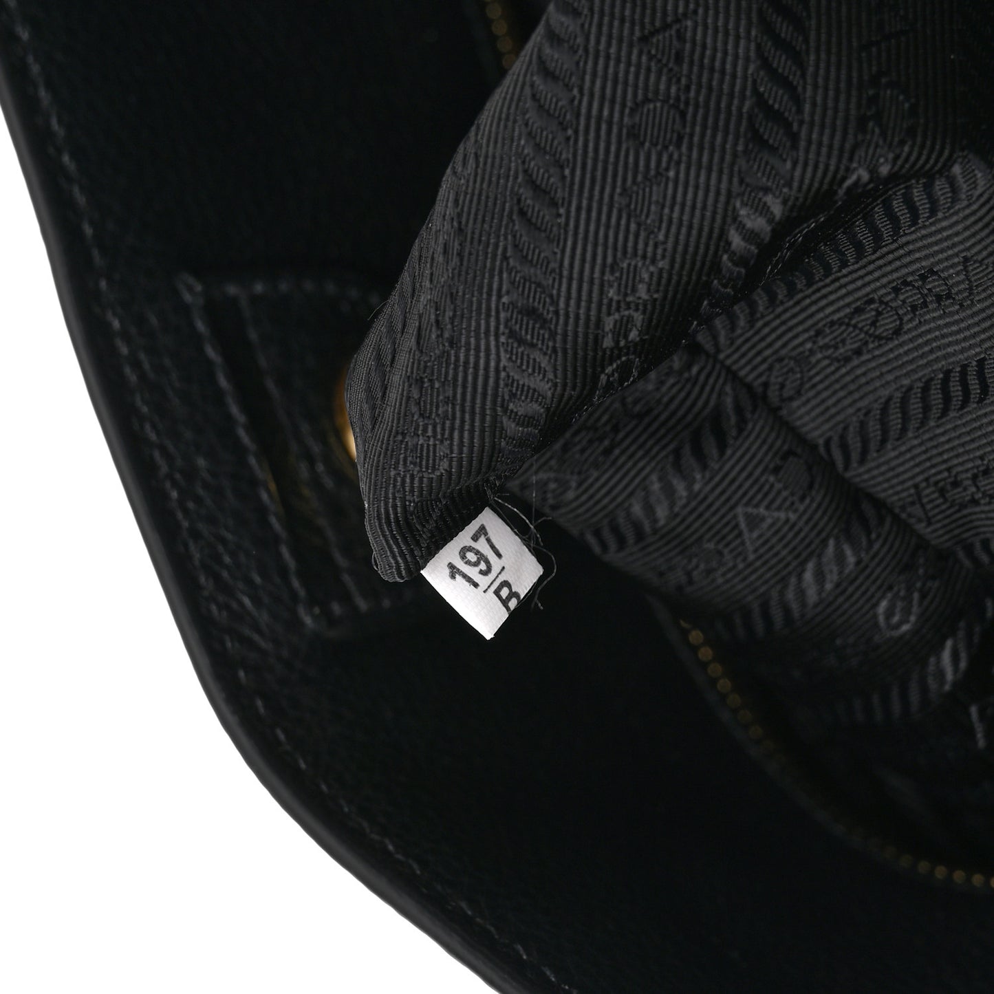 Vitello Phenix Tote Black