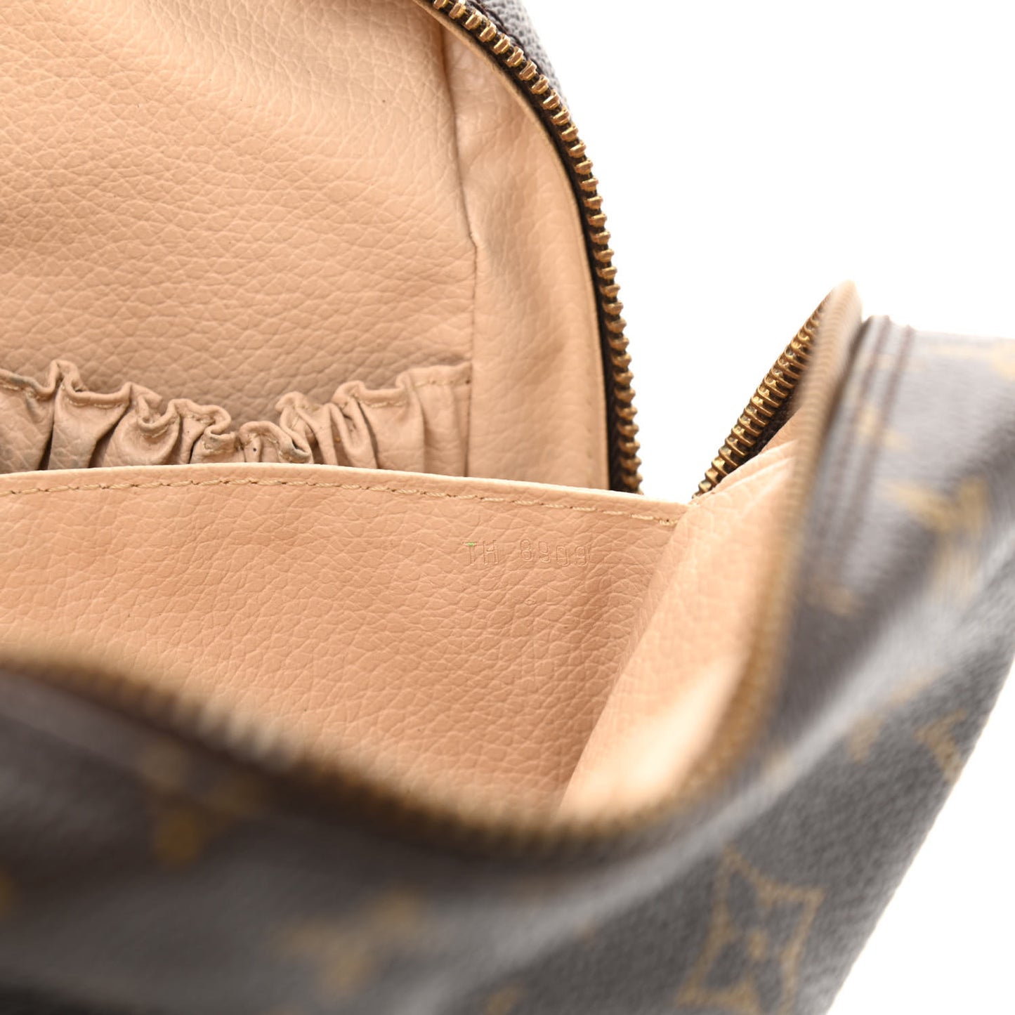 Monogram Trousse Toilette 23