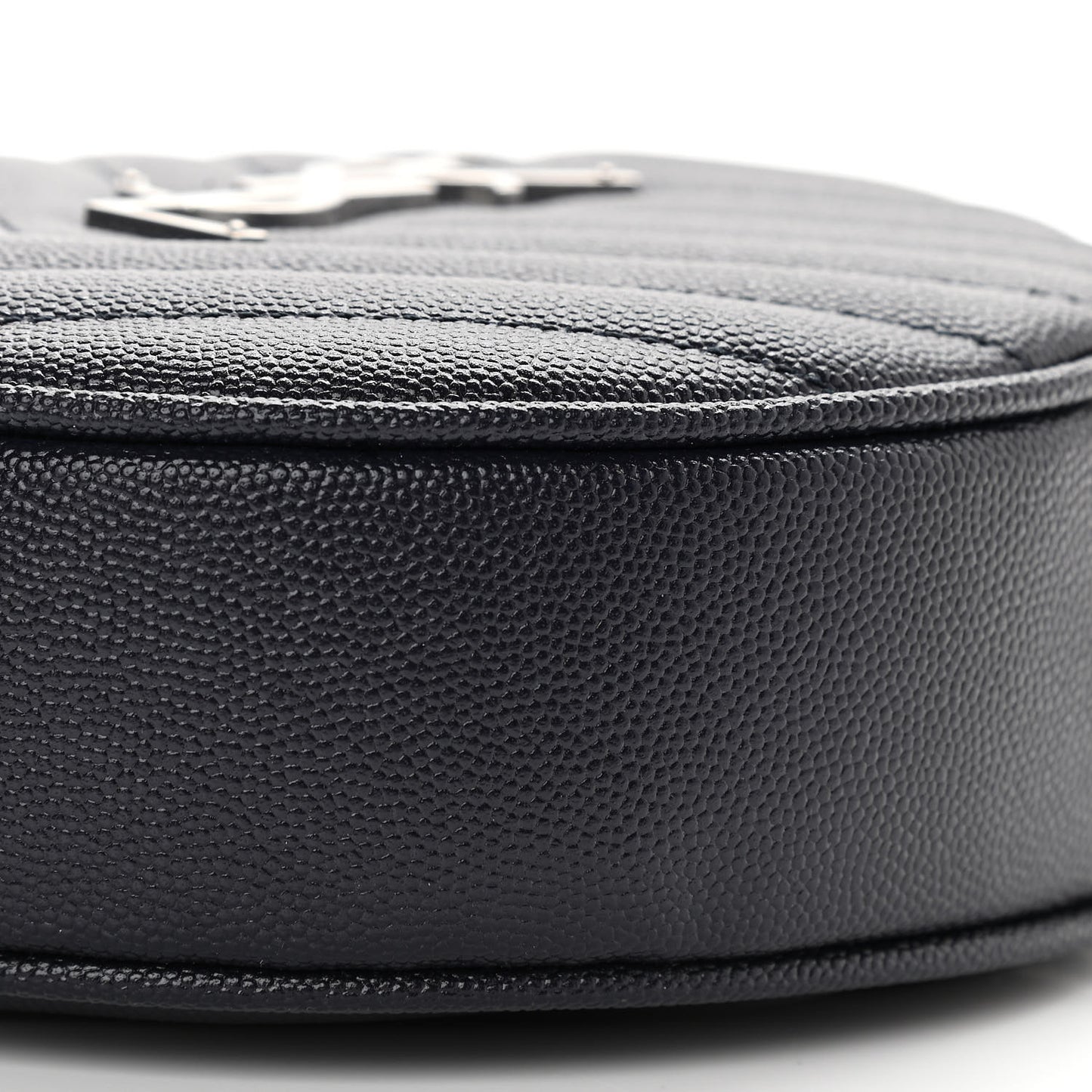 Grain De Poudre Matelasse Chevron Quilted Round Vinyle Camera Bag Deep Marine