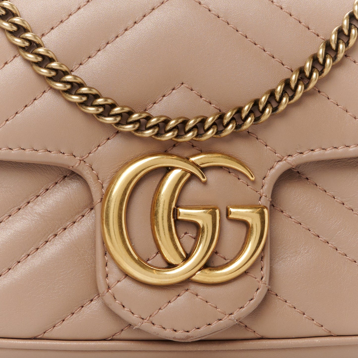 Calfskin Matelasse Super Mini GG Marmont Shoulder Bag Porcelain Rose