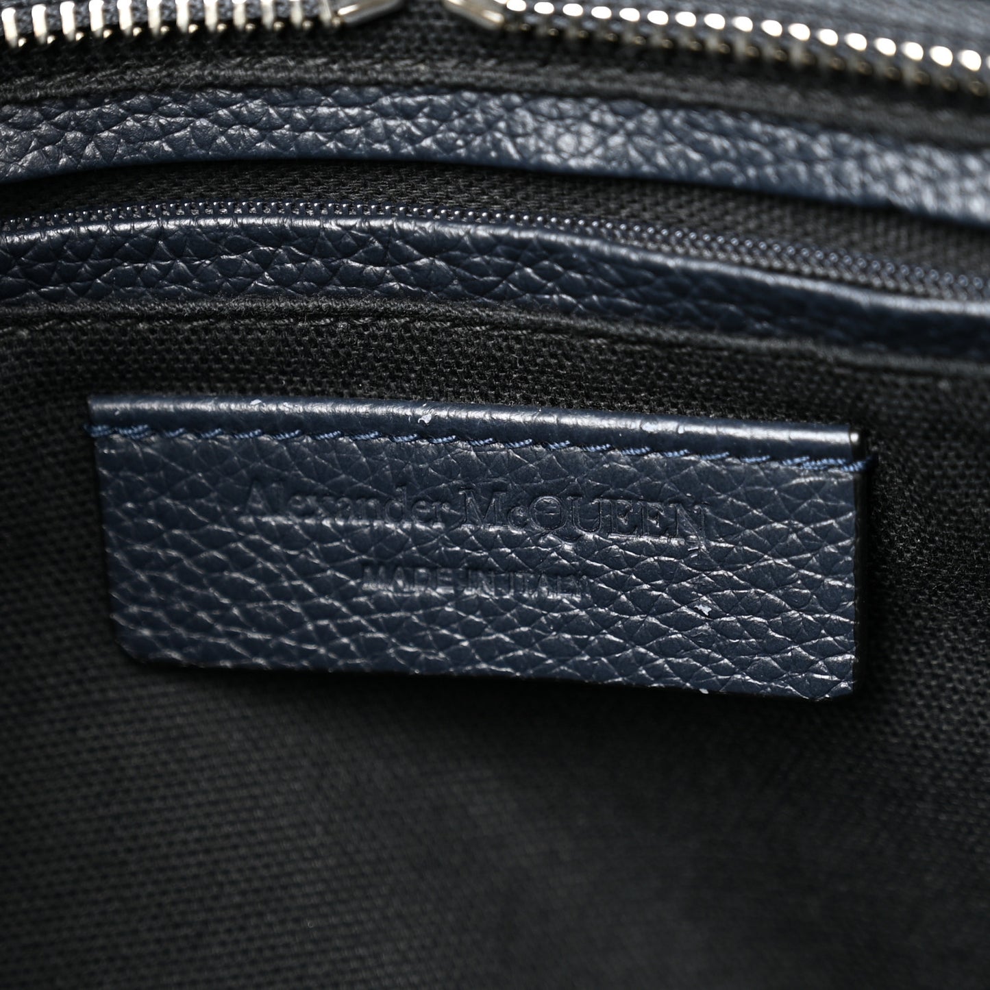 Pebbled Calfskin Small Skull Padlock Zip Around Tote Navy
