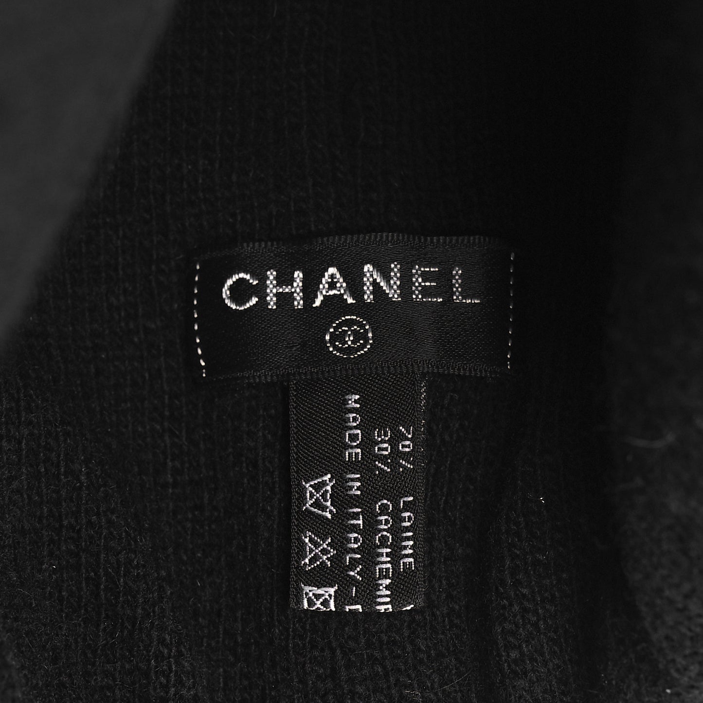 Cashmere Logo Beanie Hat Black Fuchsia