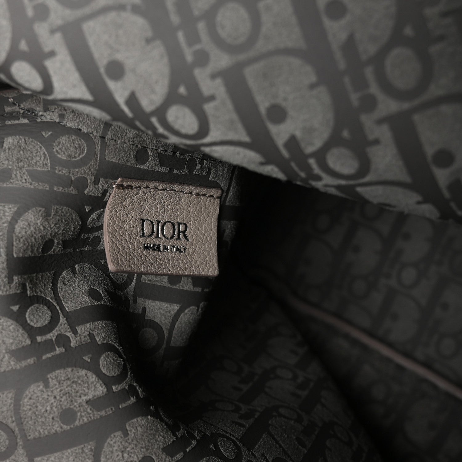 Christian Dior Icons Calfskin Privé Tote Beige 7 of 11