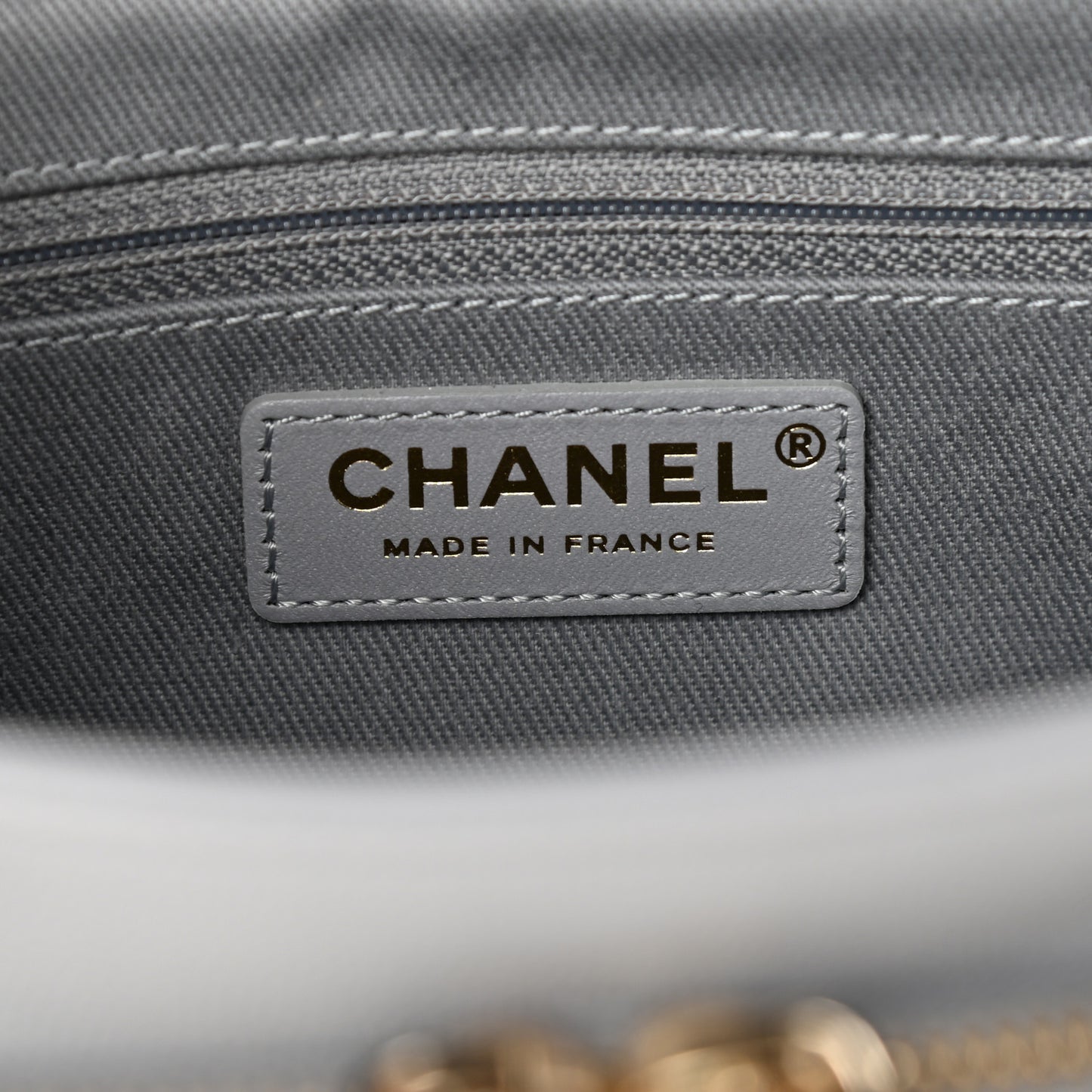 Caviar Quilted Medium Business Affinity Flap Grey