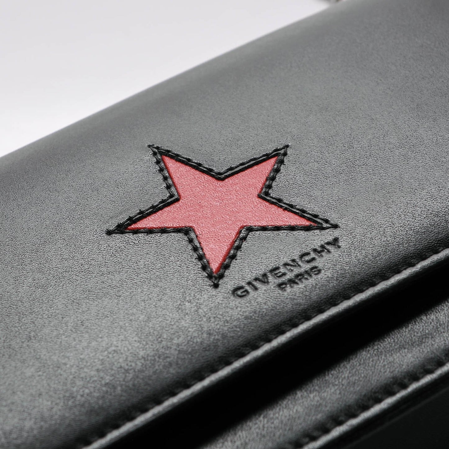 Calfskin Star Pandora Chain Wallet Black
