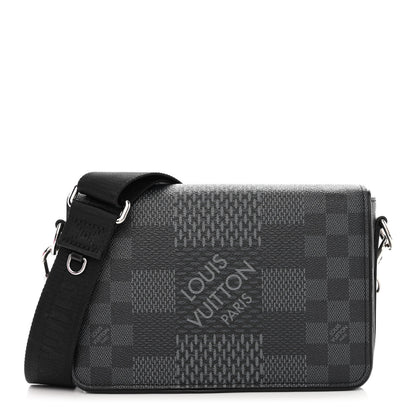 Louis Vuitton Damier Graphite 3D Studio Messenger 1 of 10