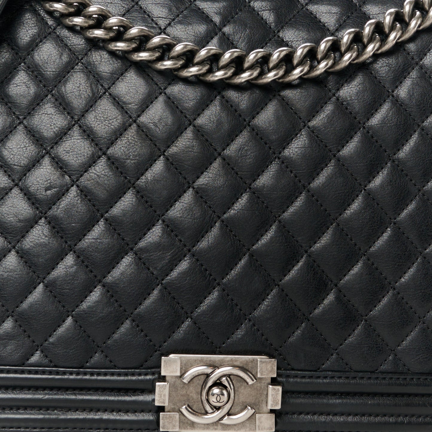 Calfskin Quilted Large Boy Flap Black