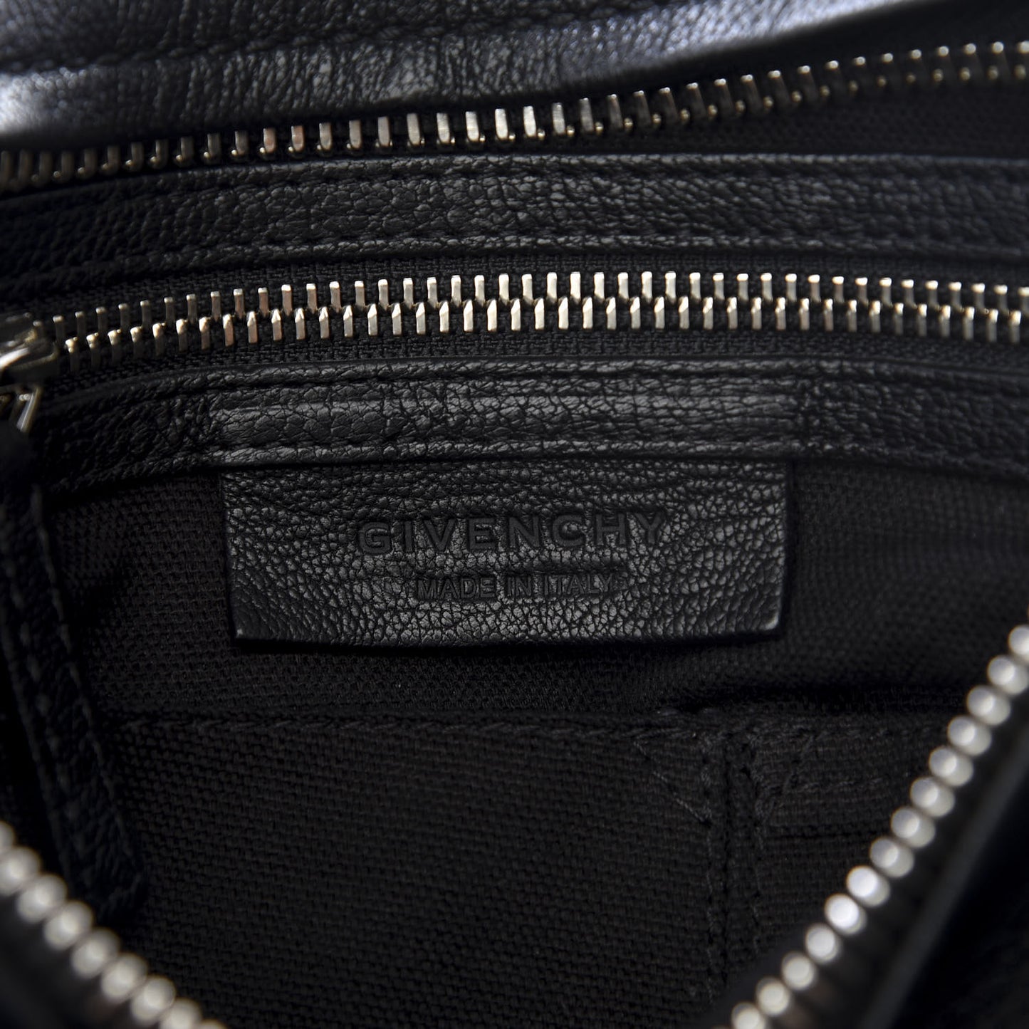 Sugar Goatskin Small Pandora Black