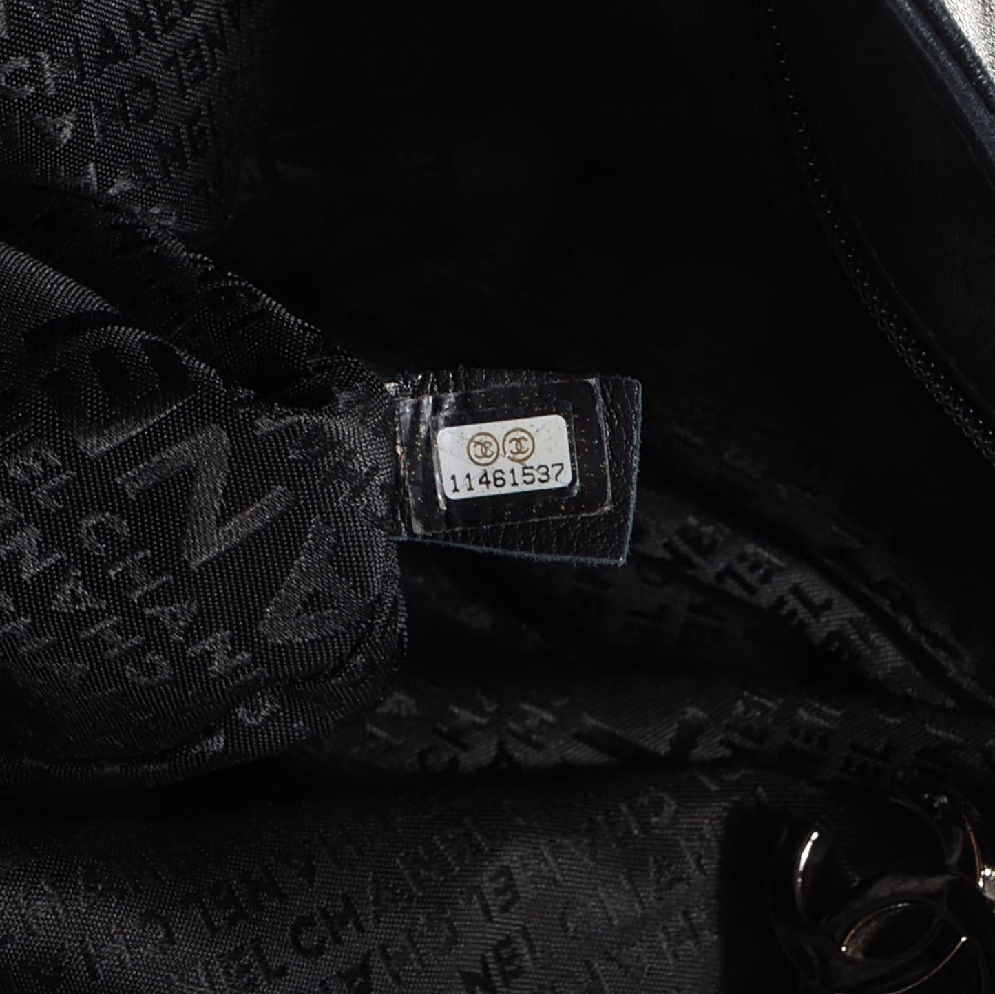 Lambskin Large Ultimate Soft Tote Black