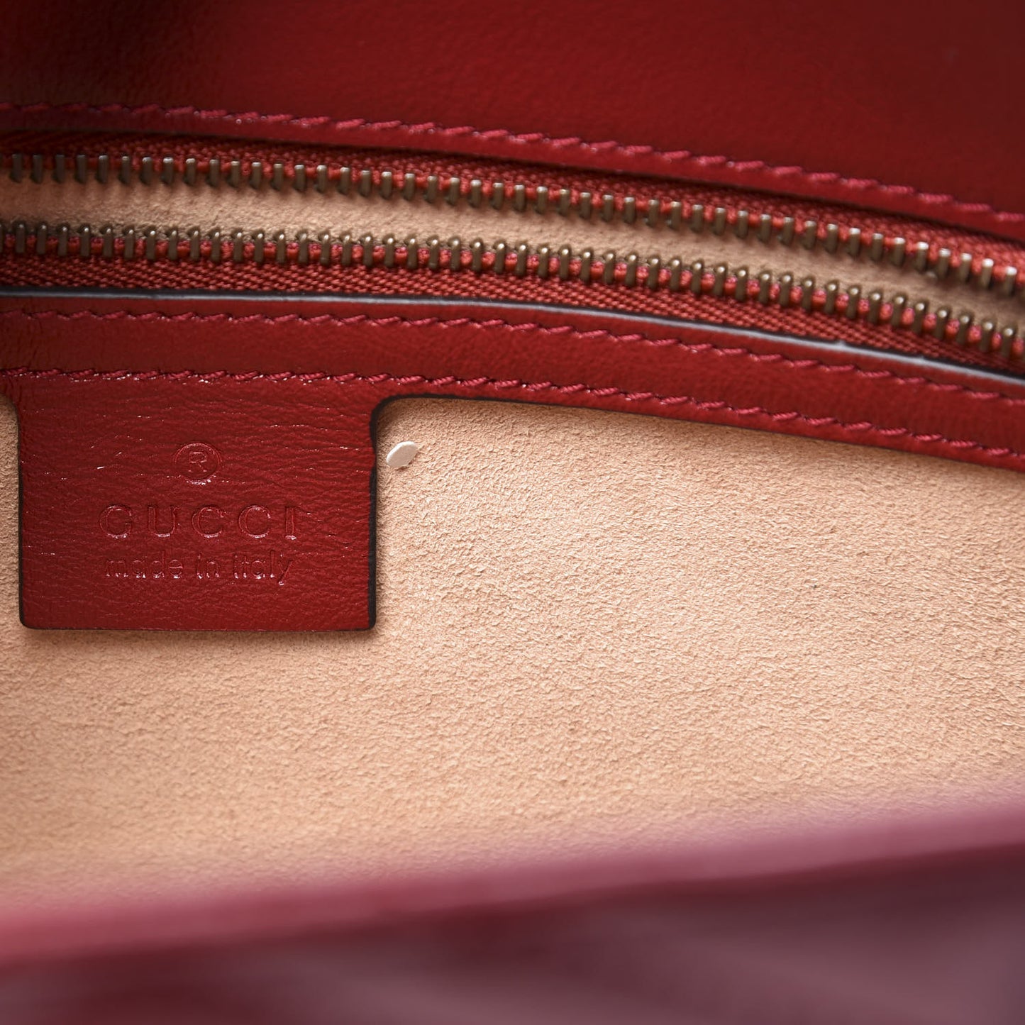 Azalea Calfskin Matelasse Heart Medium GG Marmont Slim Shoulder Bag Romantic Cerise