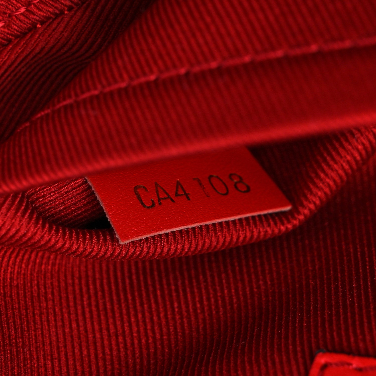 Louis Vuitton Monogram Saintonge Coquelicot 7 of 10