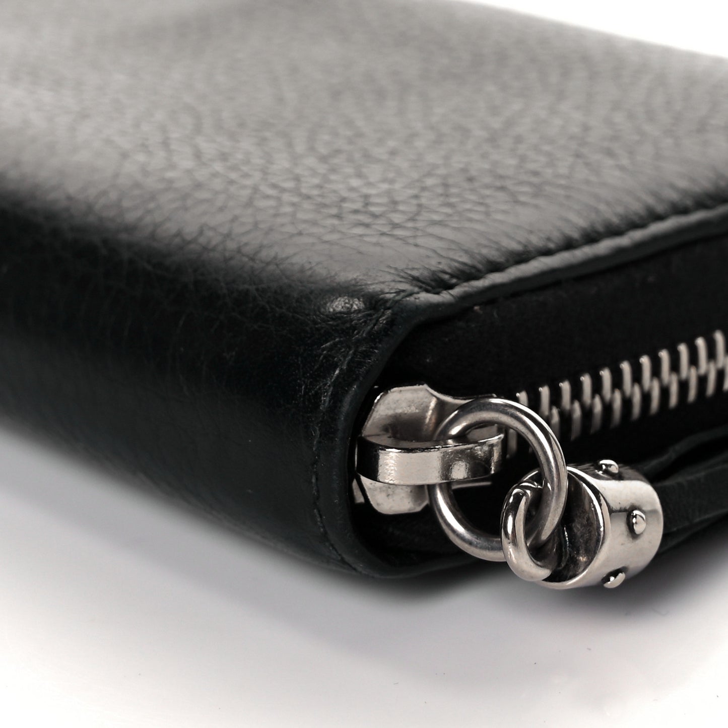 Pebbled Calfskin Studded Soho Zip Around Wallet Black