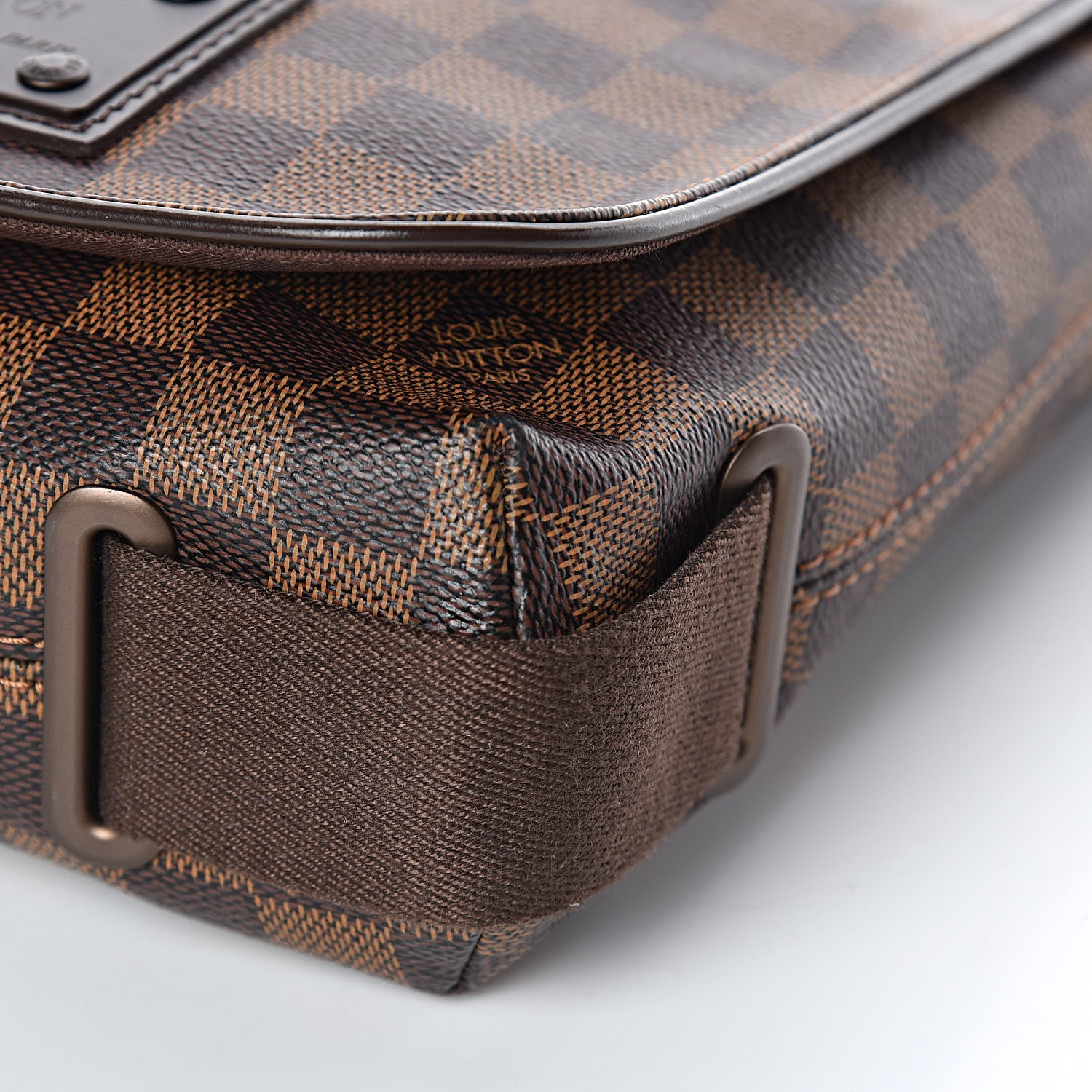 Louis Vuitton Damier Ebene Brooklyn PM 6 of 8