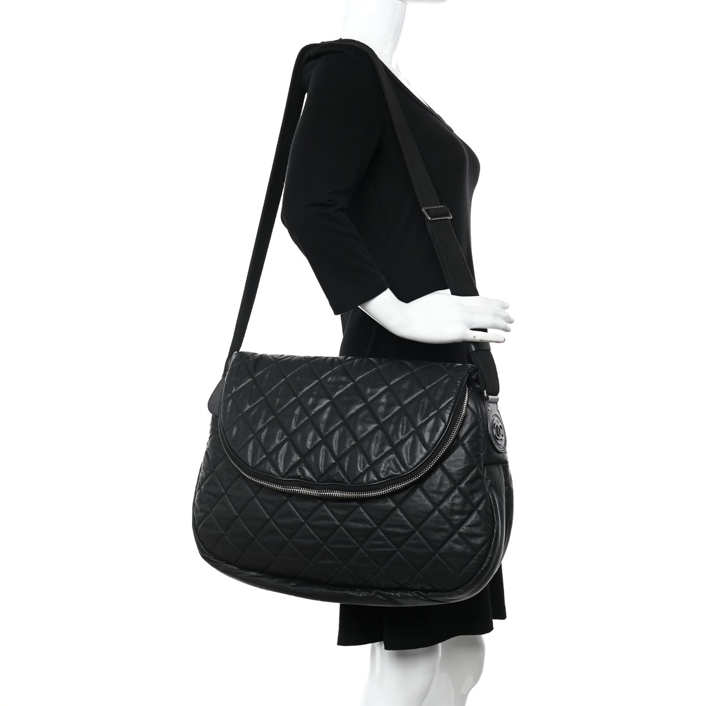 Nylon Quilted XL Coco Cocoon Messenger Black