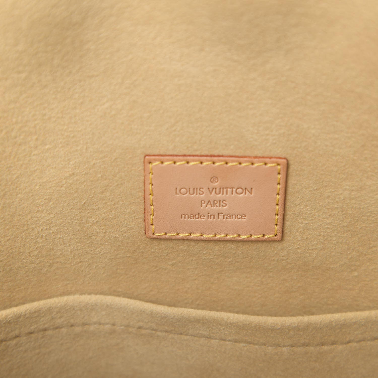 Louis Vuitton Monogram Manhattan GM 7 of 8