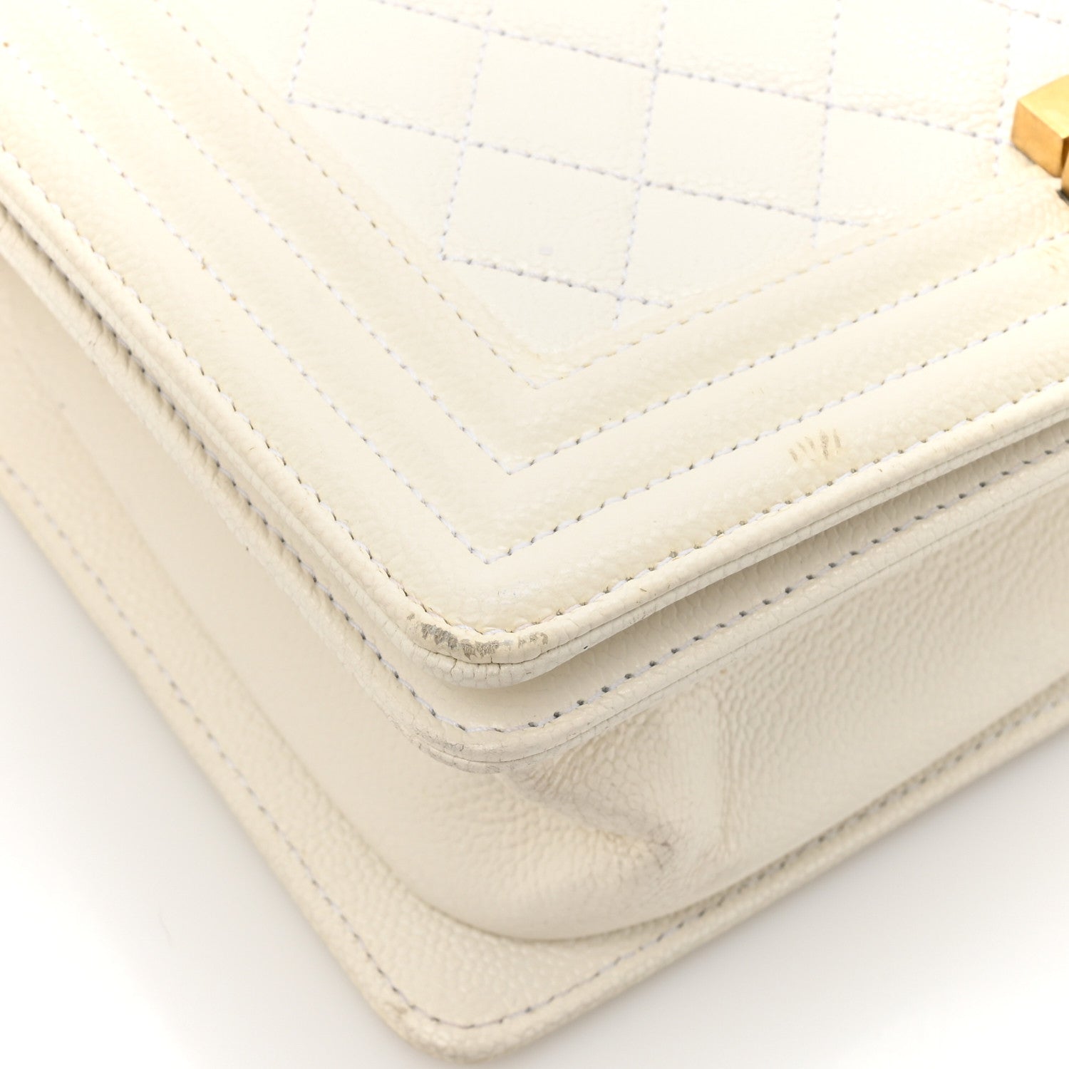 Chanel Caviar Quilted Medium Boy Flap White 14 of 19