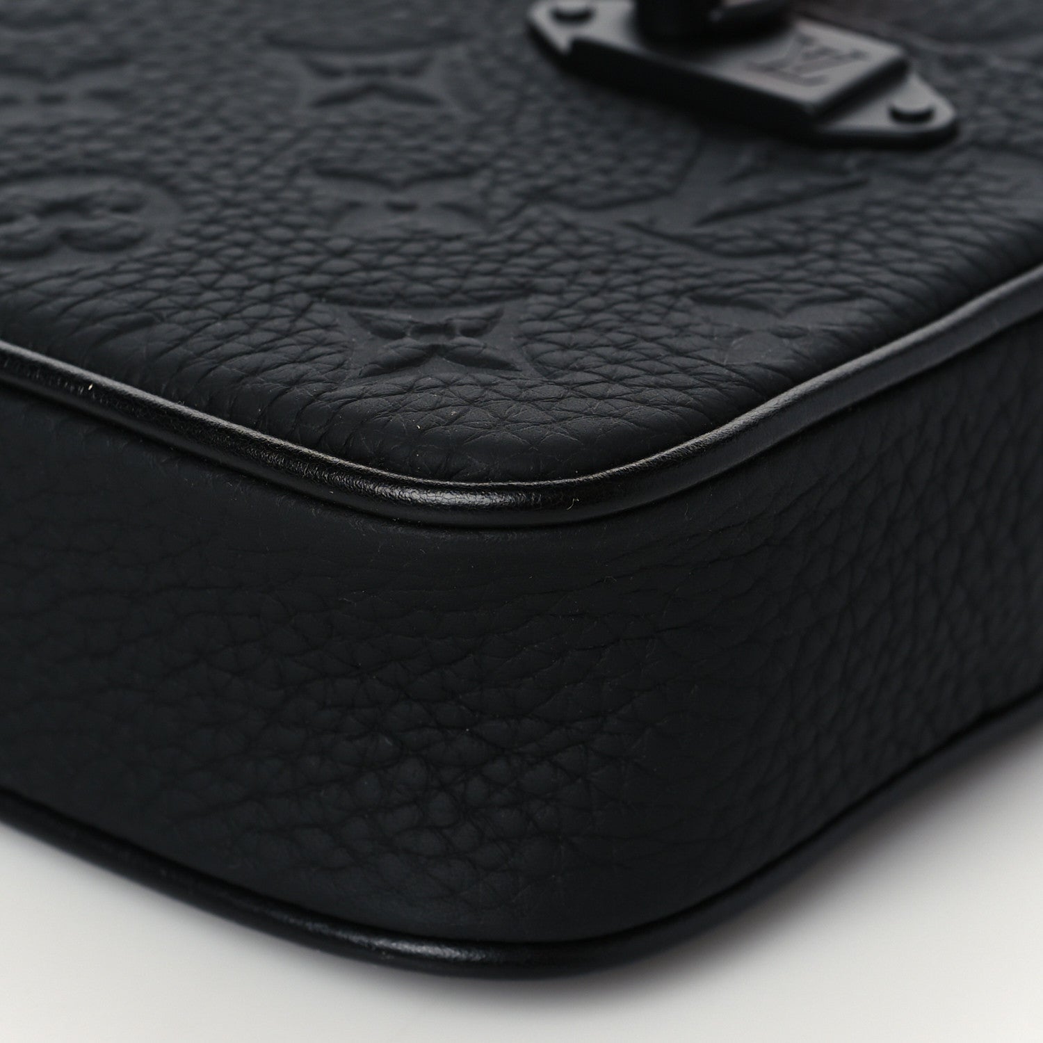 Louis Vuitton Taurillon Monogram Uniformes Solar Ray Soft Pochette Volga Belt Bag Black 9 of 9