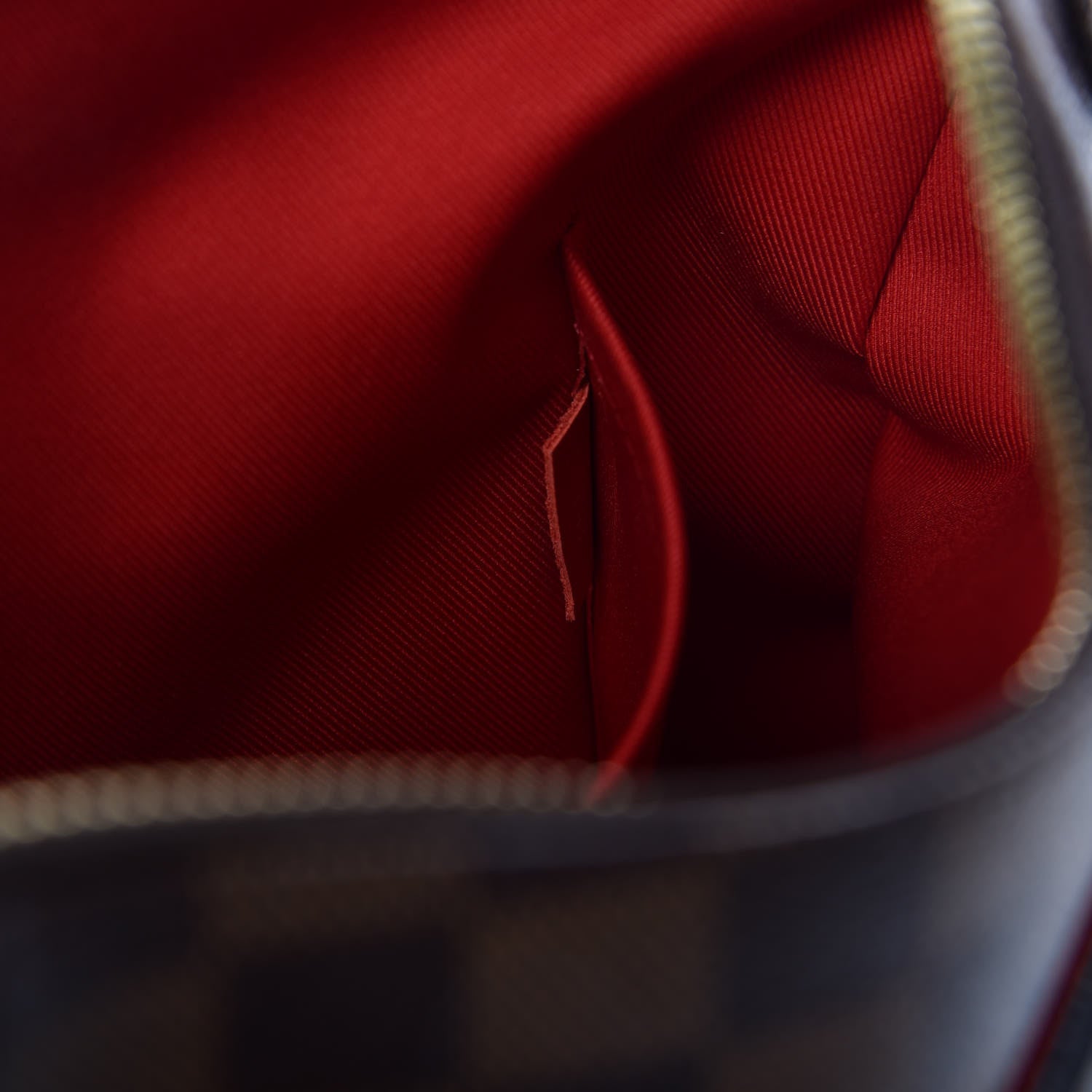 Louis Vuitton Damier Ebene South Bank Besace 7 of 8