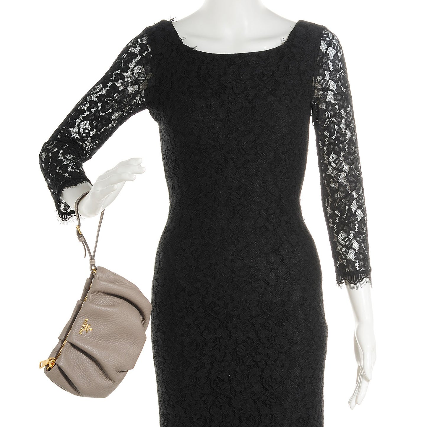 Vitello Daino Wristlet Clutch Argilla