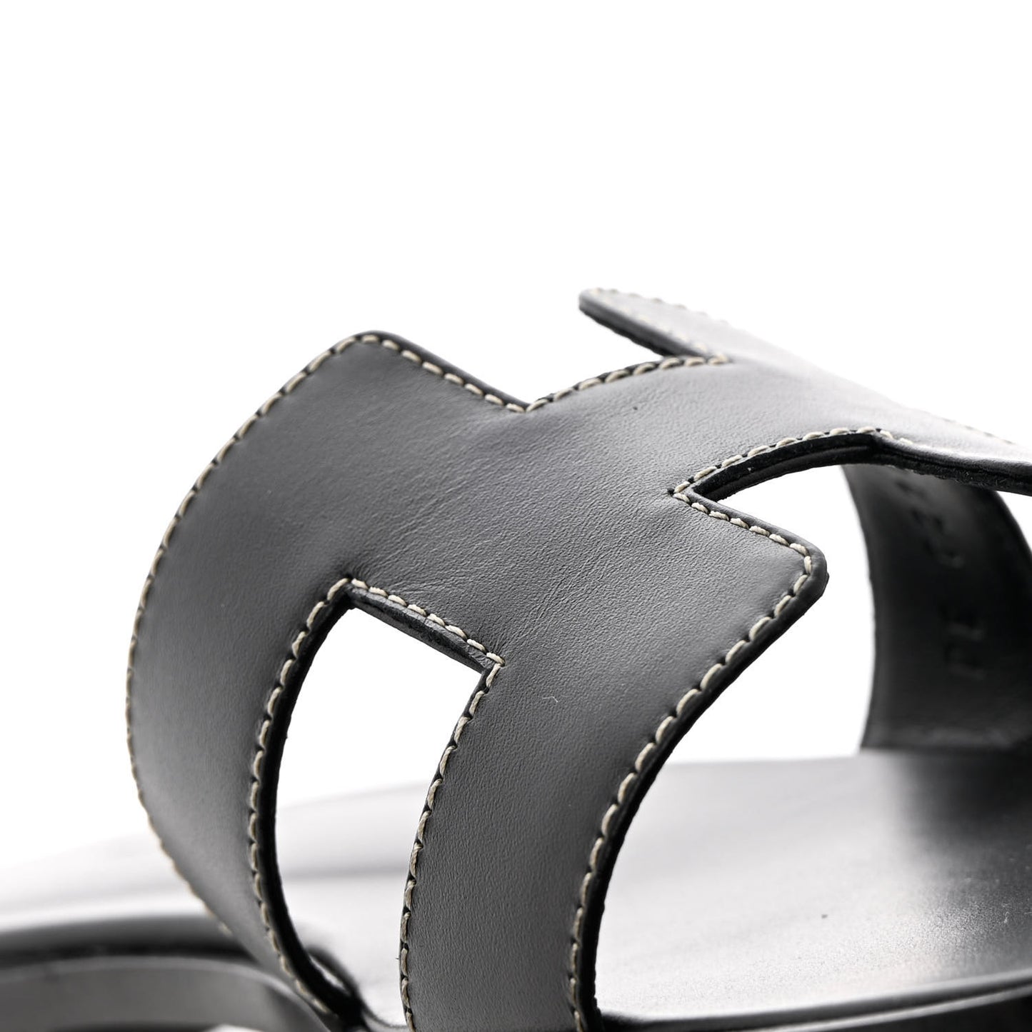 Box Calfskin Oran Sandals 38 Black