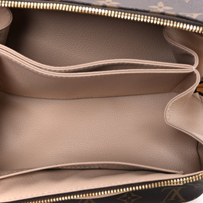 Louis Vuitton Monogram Toiletry Bag 5 of 6