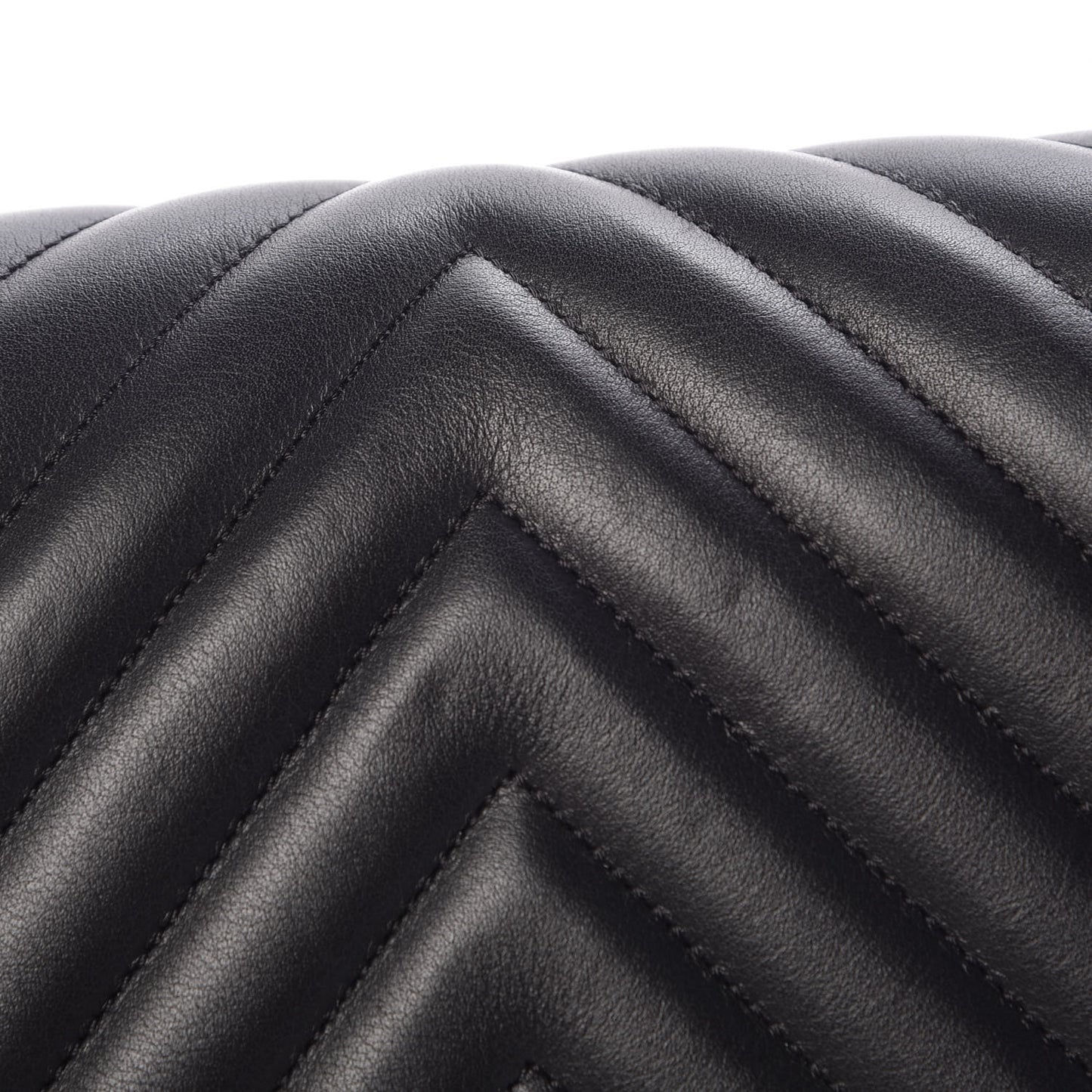 Lambskin Chevron Medium Boy Flap Black