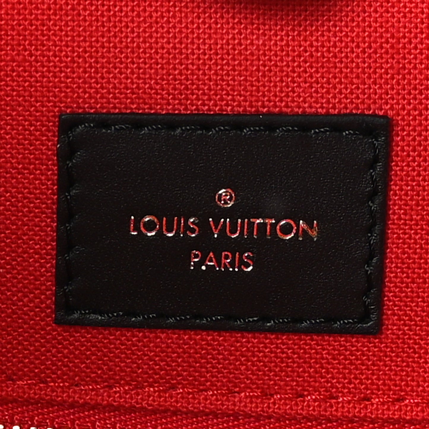 Reverse Monogram Giant Onthego MM