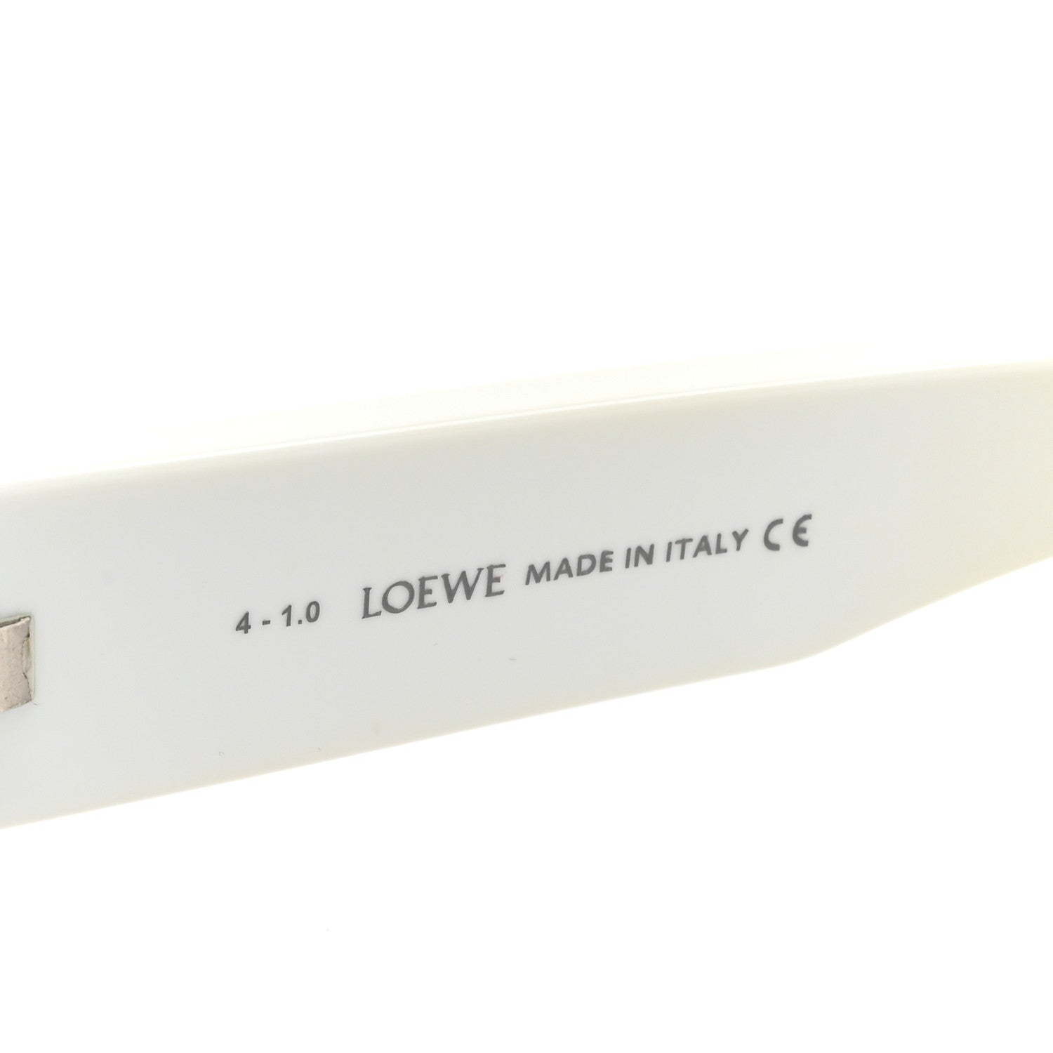 Loewe Acetate Sunglasses LW40033I White 6 of 7