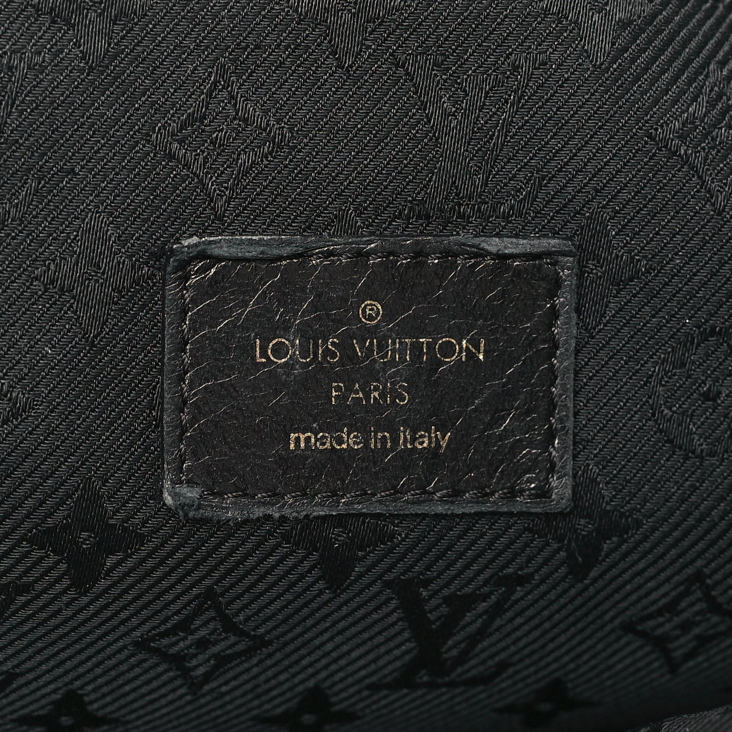 Lambskin Riveting Black
