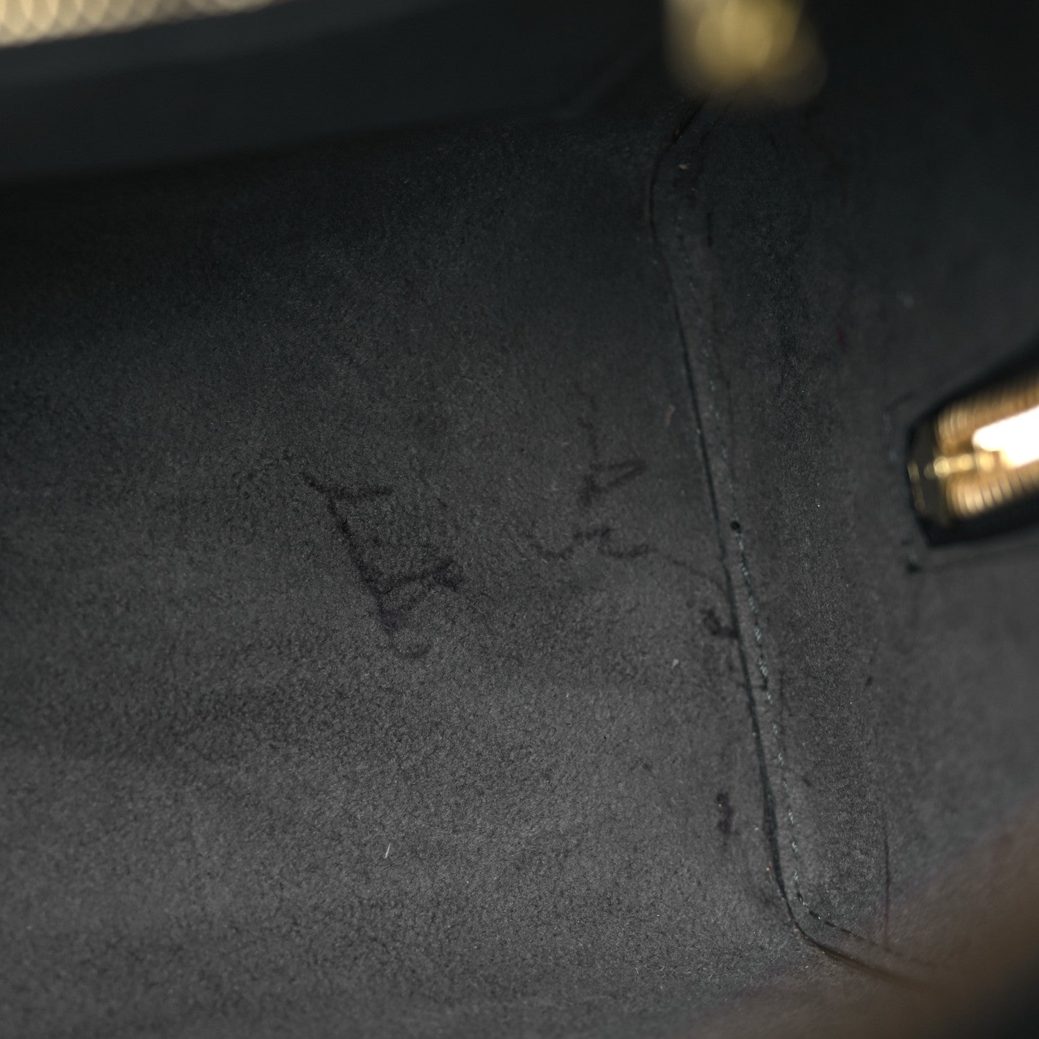 Louis Vuitton Epi Pont-Neuf Black 9 of 9