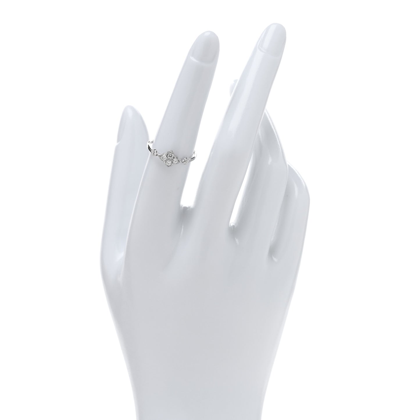 18K White Gold Diamond Hindu Floral Ring 53 6.25