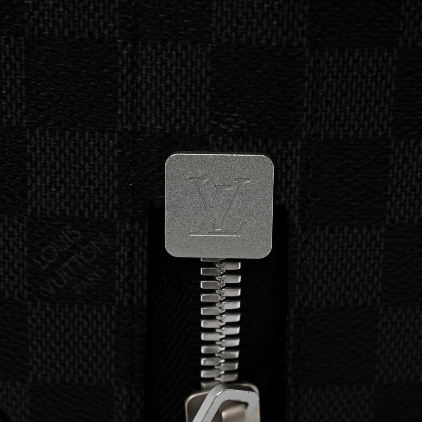 Damier Graphite Horizon 55