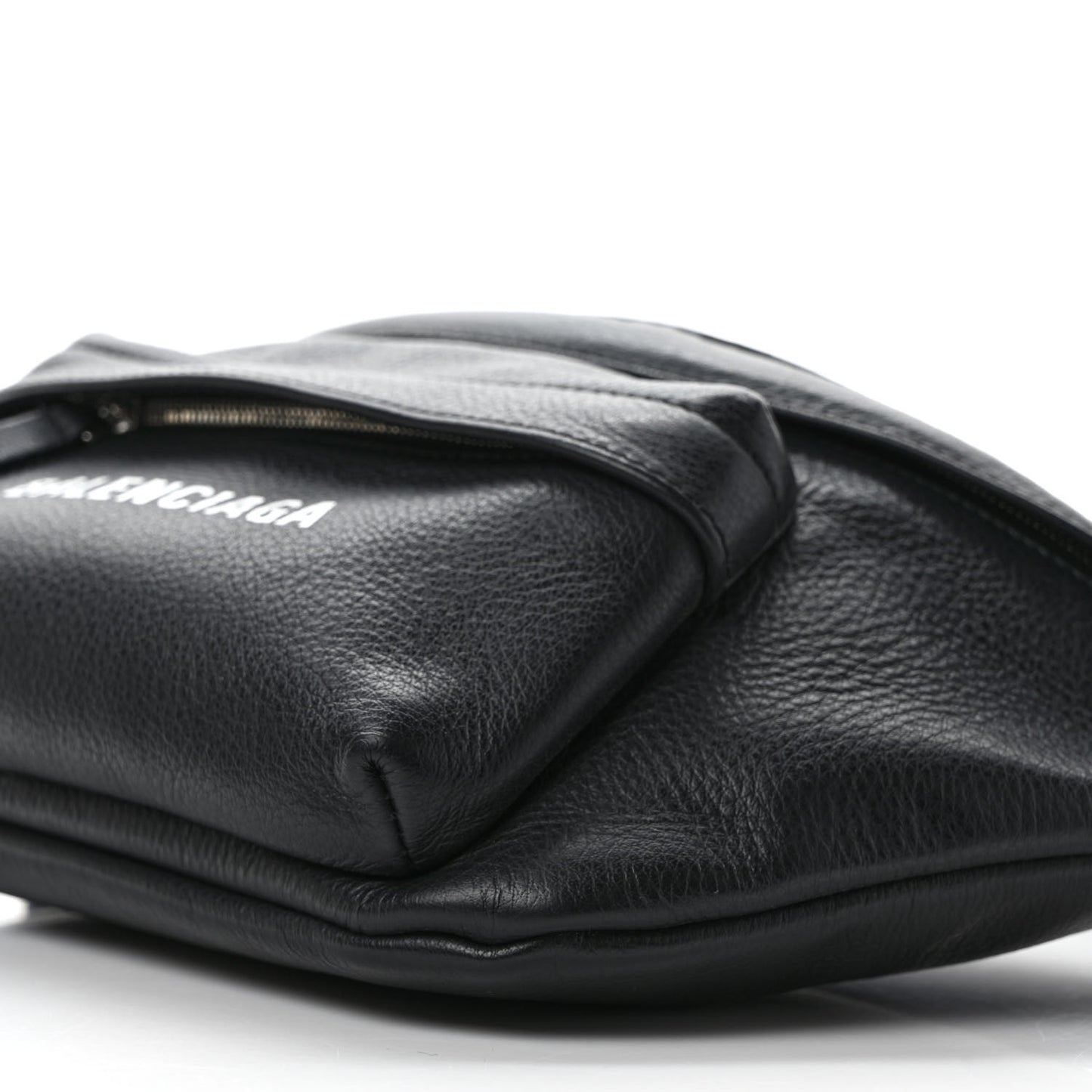 Smooth Calfskin Logo Large Everyday Beltpack Black White