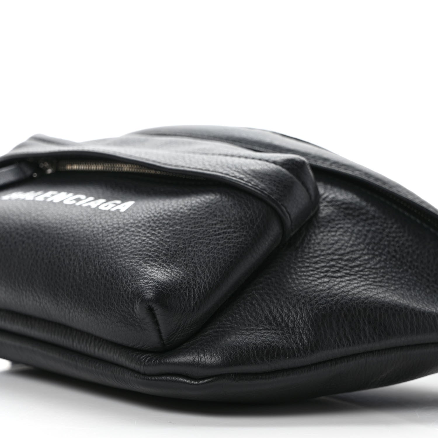 Balenciaga Smooth Calfskin Logo Large Everyday Beltpack Black White 8 of 12