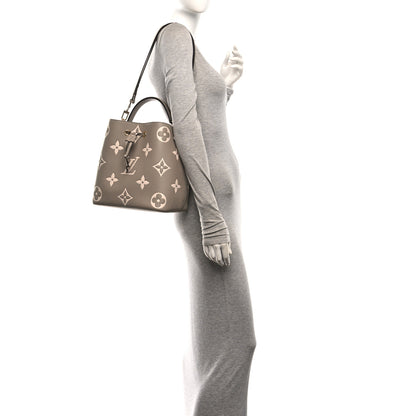Louis Vuitton Empreinte Monogram Giant Neonoe MM Tourterelle Creme 2 of 10