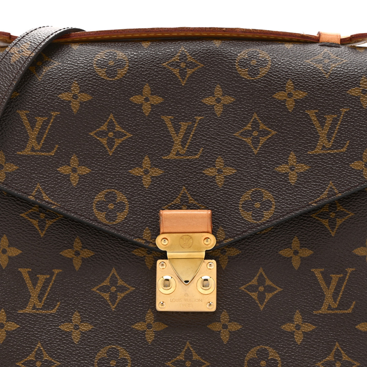 Monogram Pochette Metis
