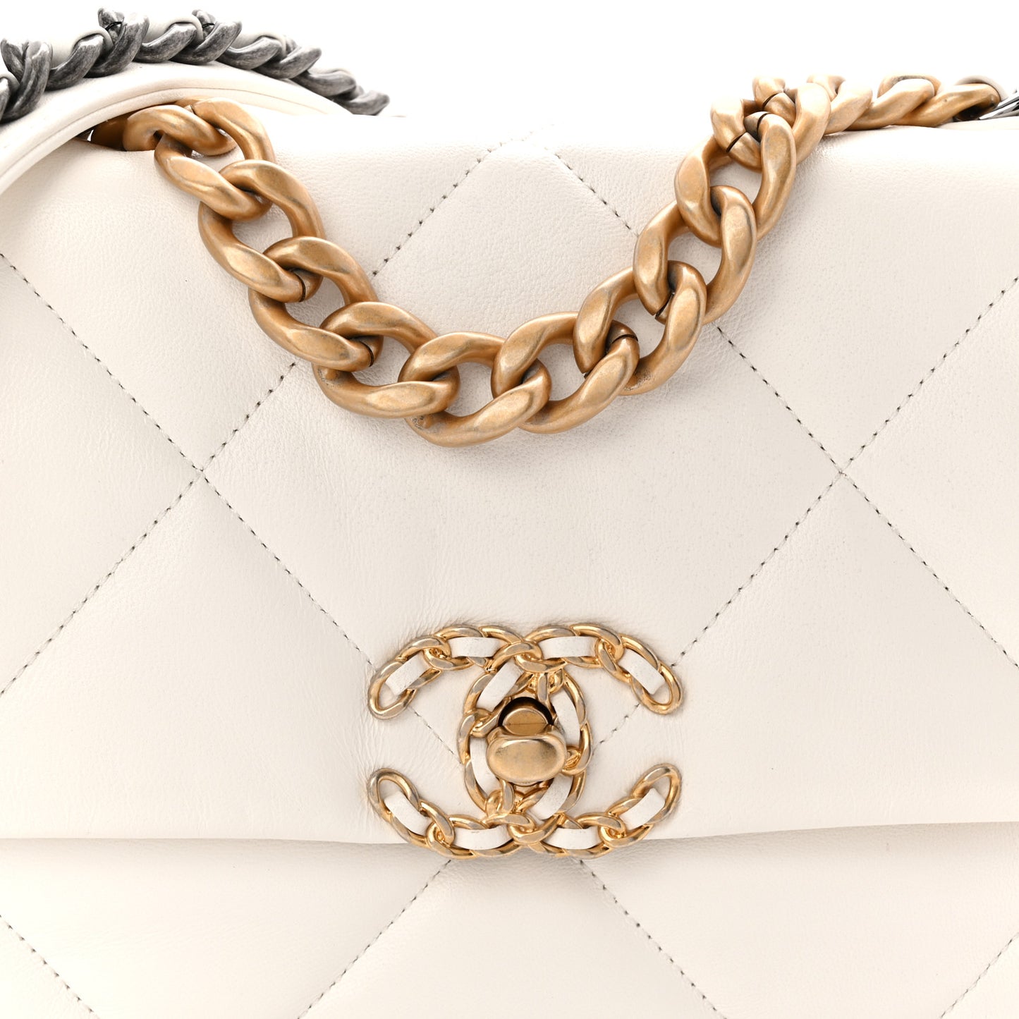 Goatskin Quilted Medium Chanel 19 Flap White