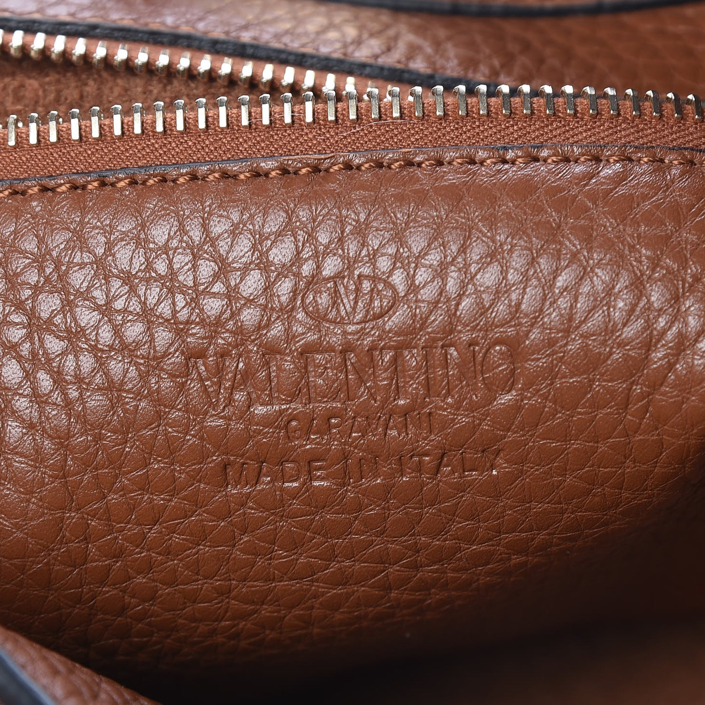 Calfskin Small Rockstud Flip-Lock Messenger Bag Tan